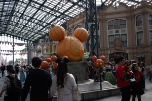 ハロウィーン　231028 (1 - 1)